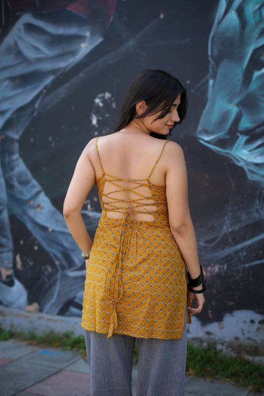 Paakhi Handblock Short Kurti