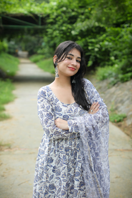 Mastani White Anarkali Set