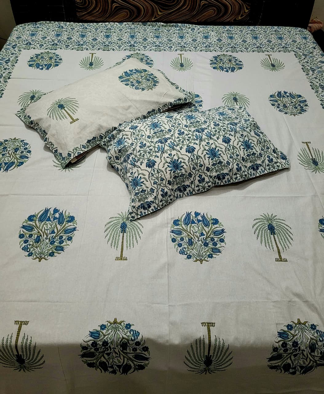 Hand Block Premium Jaipuri Printed King Size Bedsheet with 2 Pillow Cover